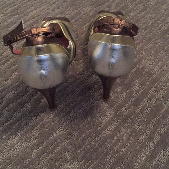 NWOB N.Y.L.A peep tow ankle strap heels - Picture 2 of 4